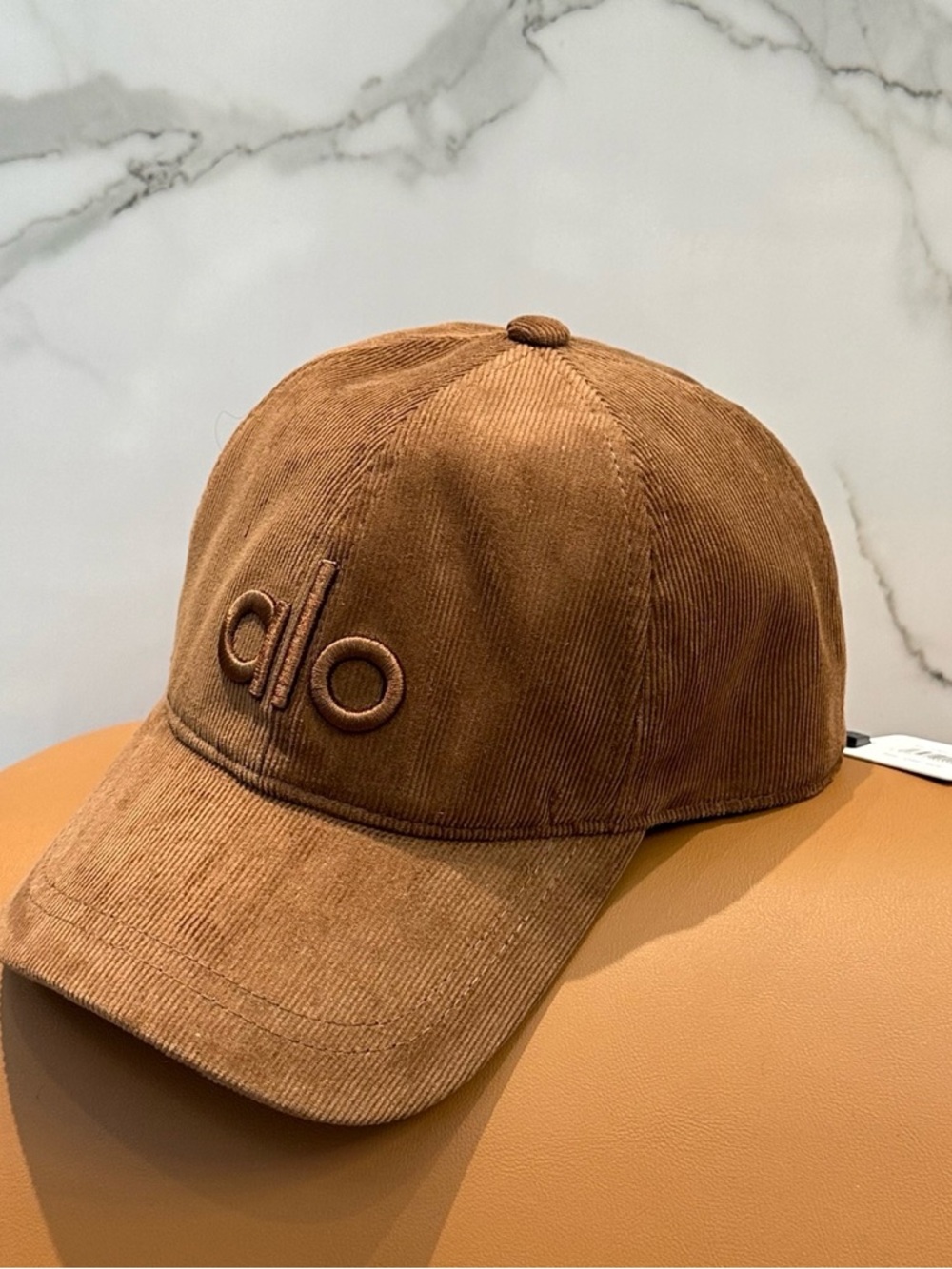 ALO Yoga Corduroy Baseball Cap in Chestnut Brown